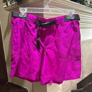 Colombia Women's Pink Shorts 6” Sz M